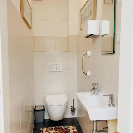Schoene, Grosse Monteurwohnung *