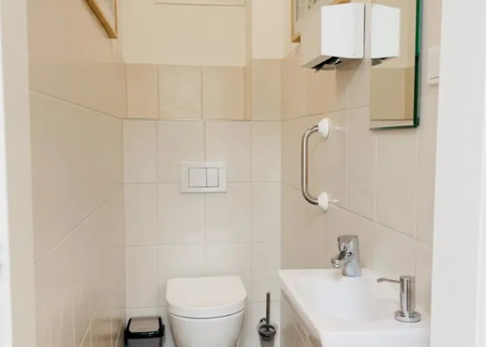 Monteurwohnung Für 7 Personen In Hb-blumenthal *